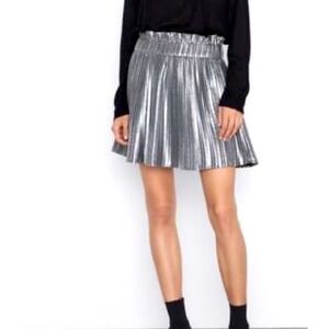 Zara Silver Metallic Pleated Skirt Party Cocktail Mini Sparkly Medium
